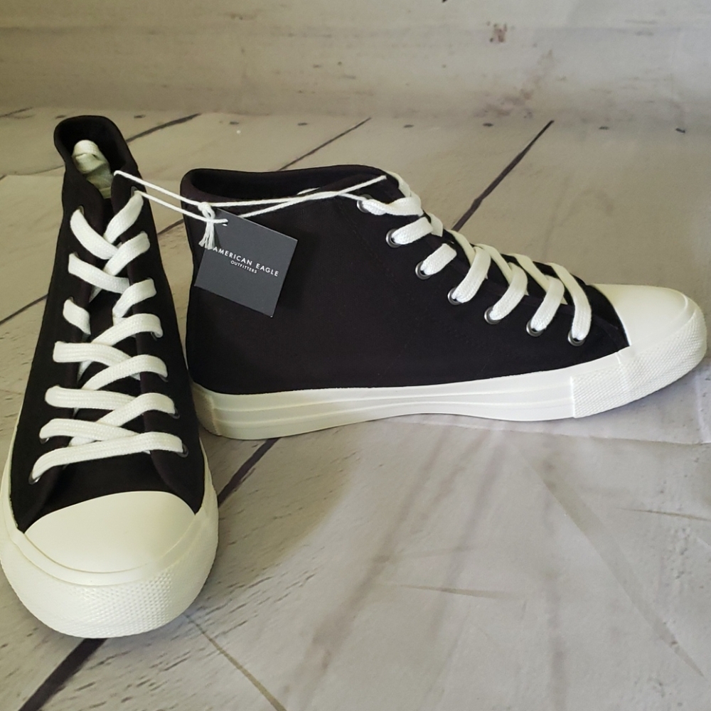 NWT♡American Eagle♡High Top Sneaker♡Skater♡Hipster♡Size 7